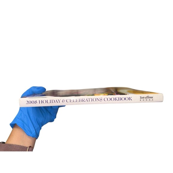 Taste Of Home Holiday Celebrations Cookbook 2008 Hardcover Recipe Book - Picture 3 of 3